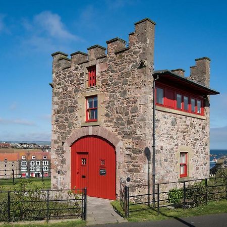 Nisbet'S Tower Villa Eyemouth Bagian luar foto