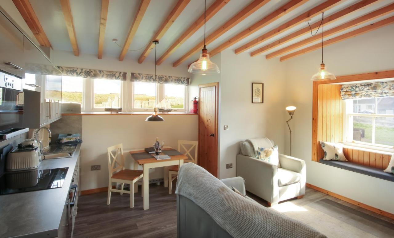 Nisbet'S Tower Villa Eyemouth Bagian luar foto